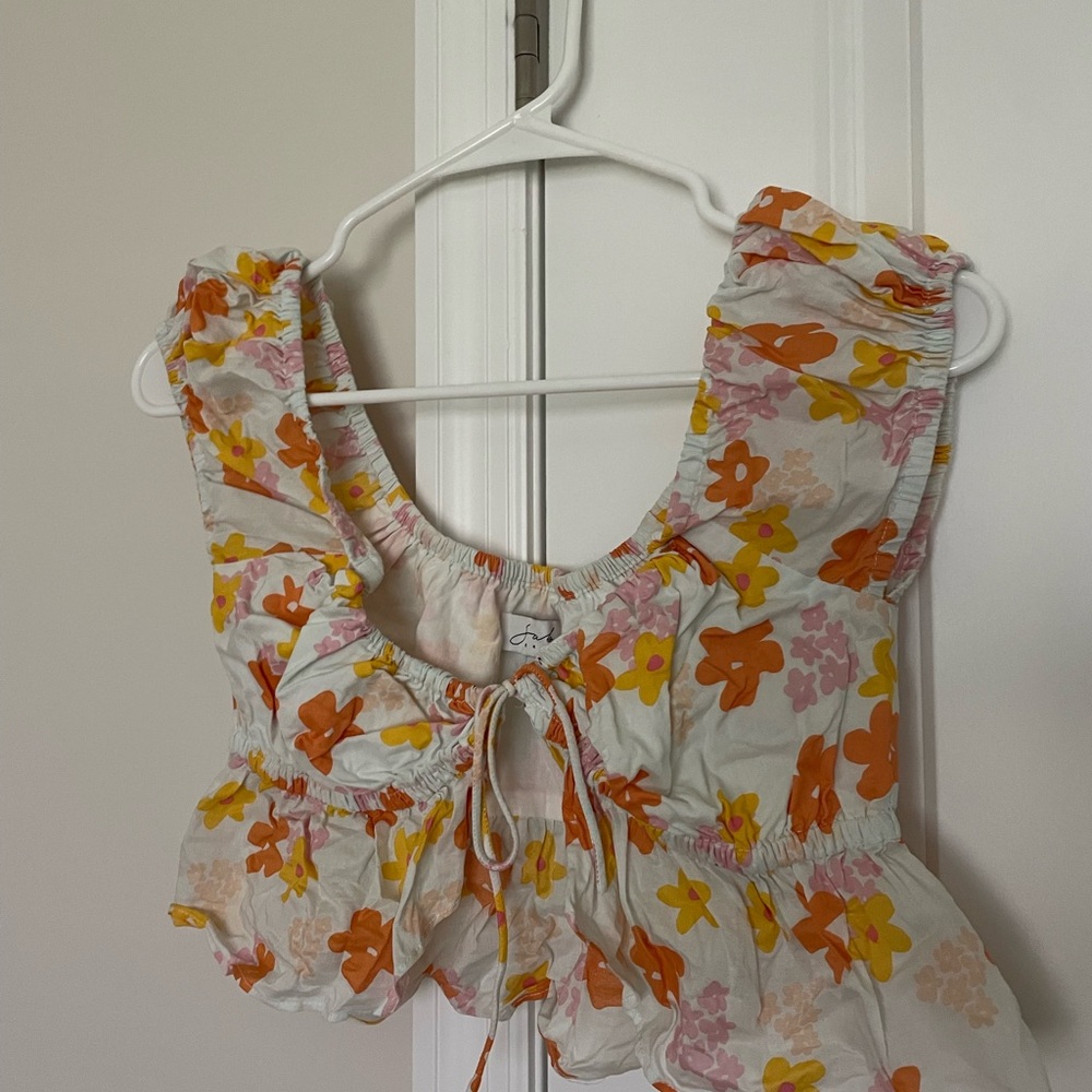 Sabo Skirt Cropped Floral Top